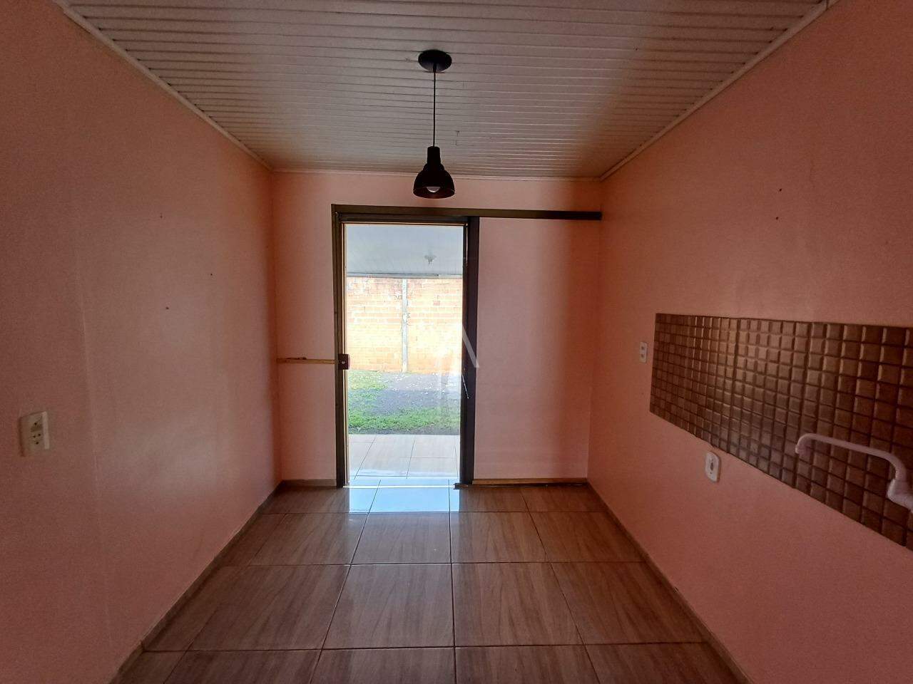 Casa Residencial para à venda no Bairro BRASILIA em CASCAVEL: 