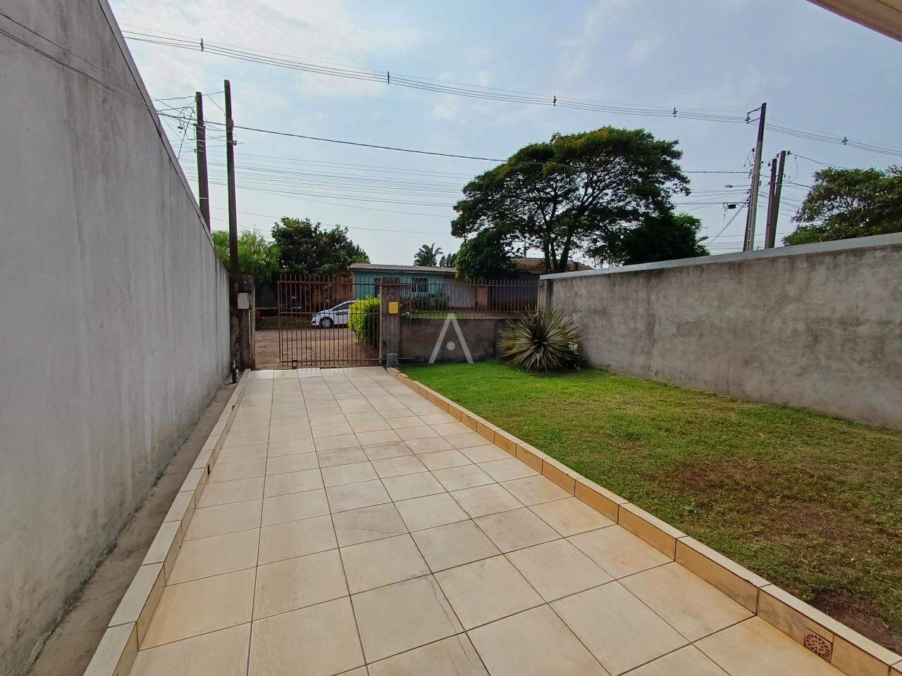 Casa Residencial para à venda no Bairro BRASILIA em CASCAVEL: 