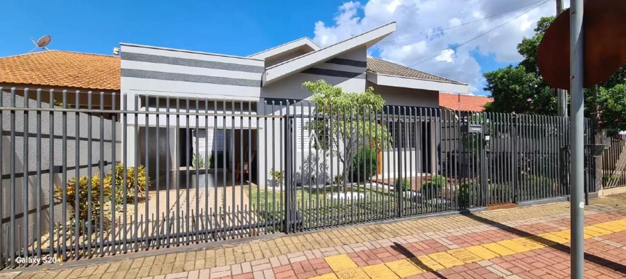 Casa Residencial para à venda no Bairro JARDIM GISELA em TOLEDO: 