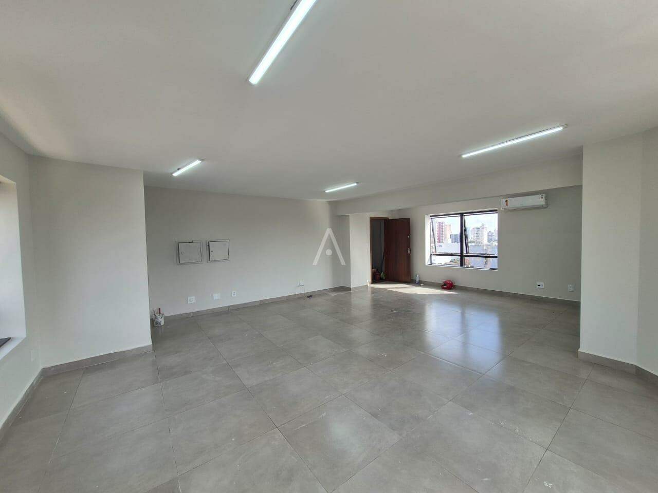 Sala Comercial para à venda no Bairro CENTRO em CASCAVEL: 