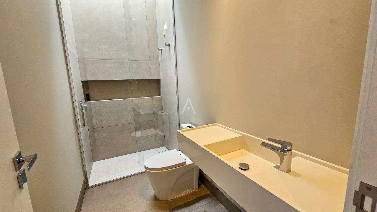 Casa Residencial para à venda no Bairro TROPICAL III em CASCAVEL: 