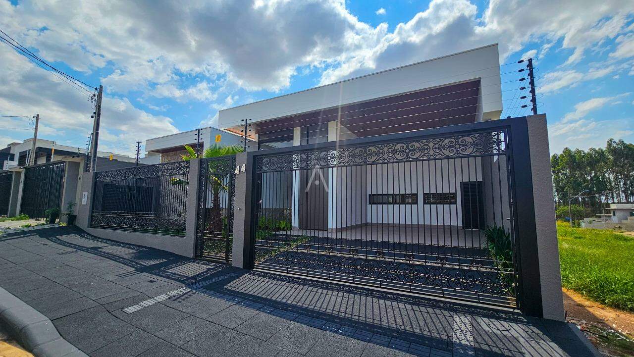 Casa Residencial para à venda no Bairro TROPICAL III em CASCAVEL: 