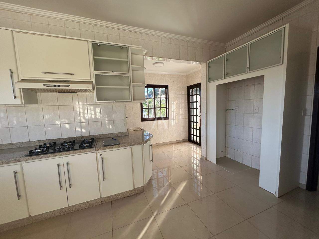 Casa Comercial para para aluguel no Bairro COUNTRY em CASCAVEL: