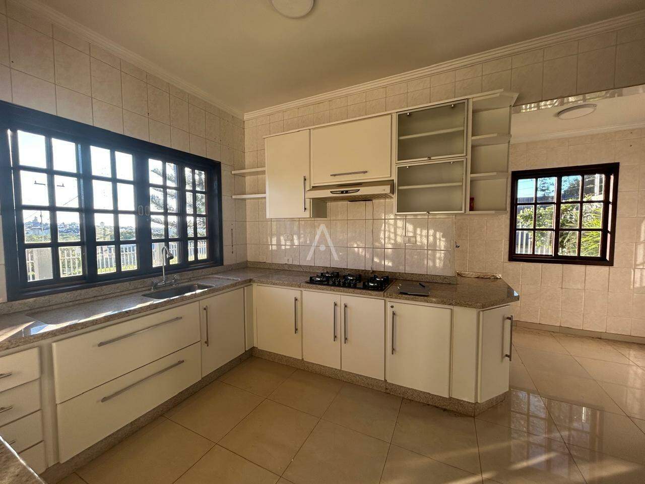 Casa Comercial para para aluguel no Bairro COUNTRY em CASCAVEL: