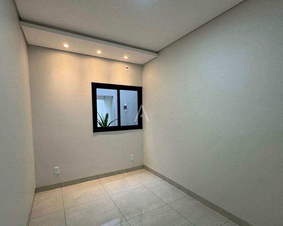 Casa Residencial para à venda no Bairro JARDIM COOPAGRO em TOLEDO: 