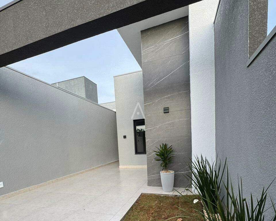 Casa Residencial para à venda no Bairro JARDIM COOPAGRO em TOLEDO: 