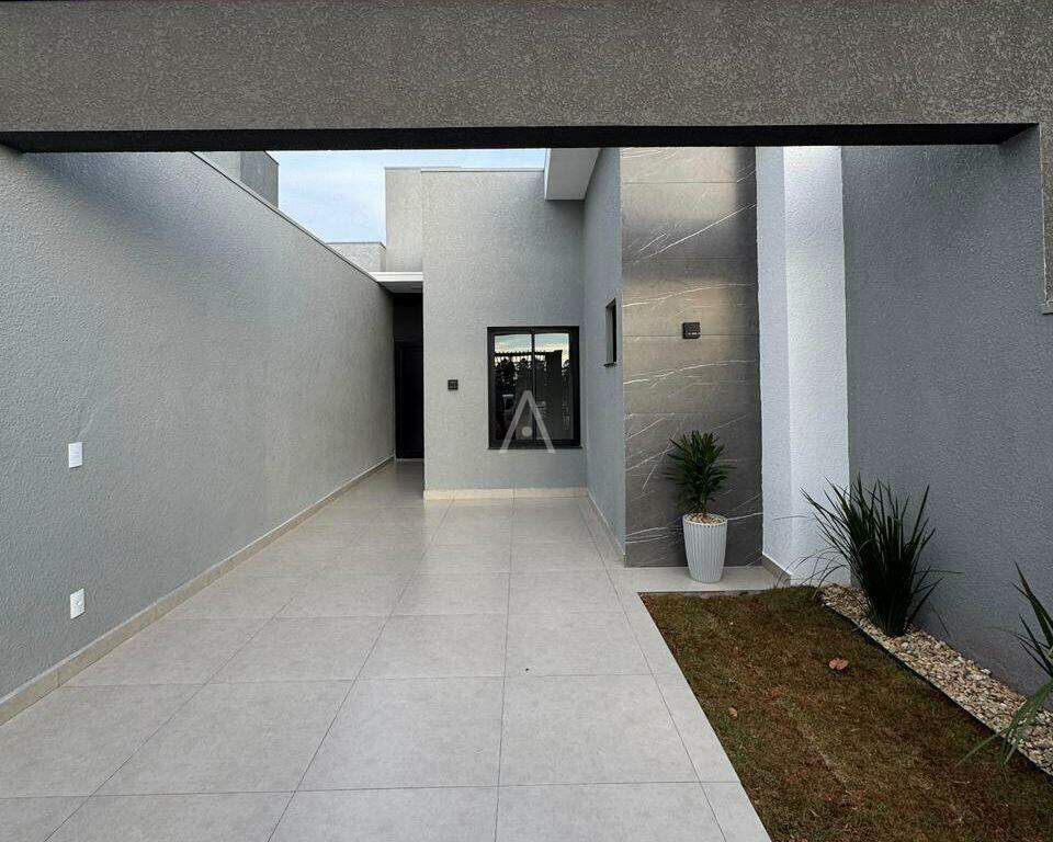Casa Residencial para à venda no Bairro JARDIM COOPAGRO em TOLEDO: 