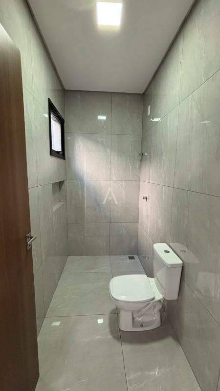 Casa Residencial para à venda no Bairro Cristo Rei em TOLEDO: