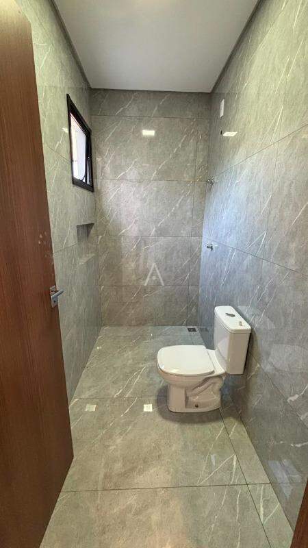 Casa Residencial para à venda no Bairro Cristo Rei em TOLEDO: