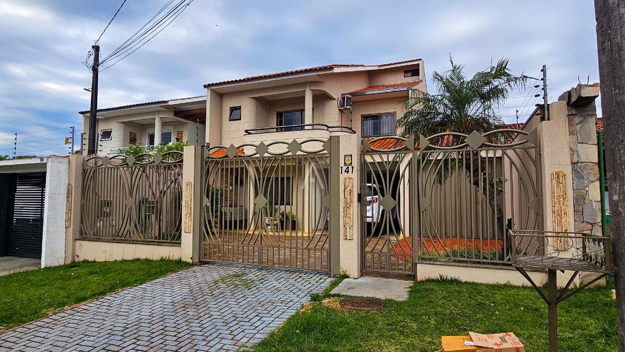 Sobrado para à venda no Bairro RECANTO TROPICAL em CASCAVEL: 