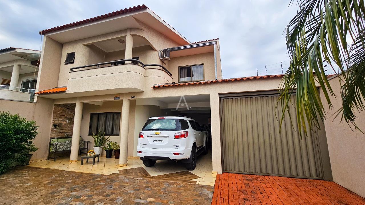 Sobrado para à venda no Bairro RECANTO TROPICAL em CASCAVEL: 