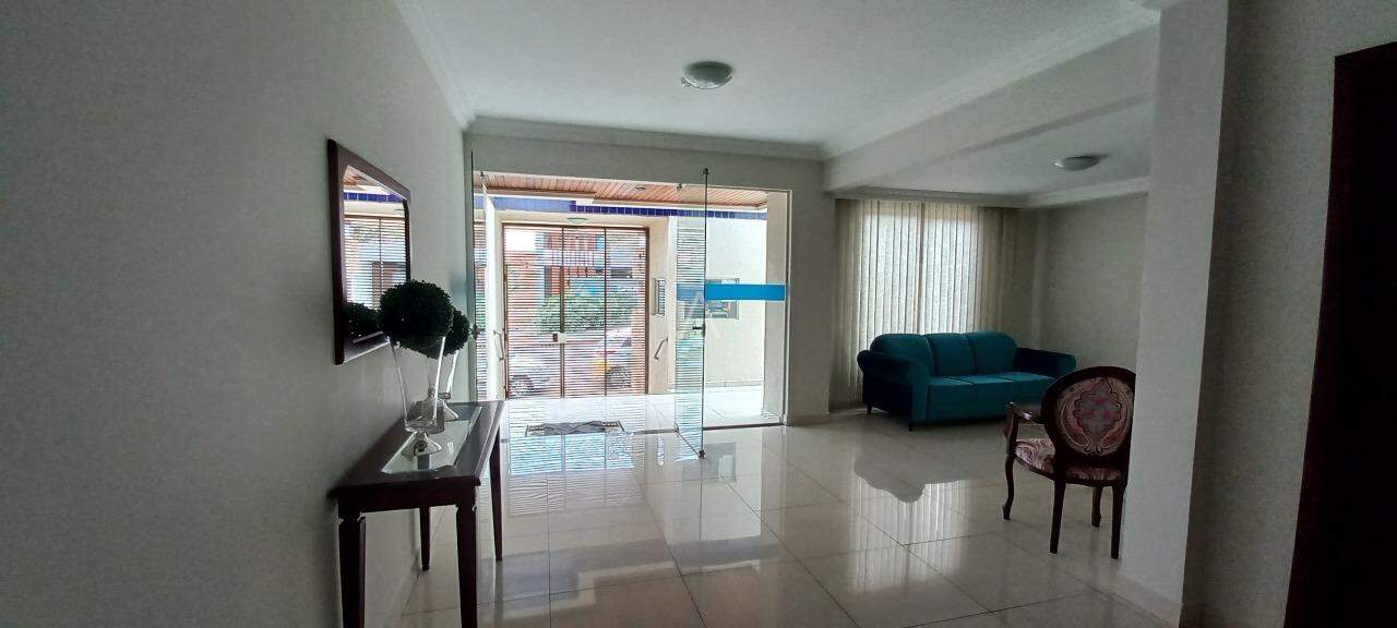Apartamento para para aluguel no Bairro CENTRO em CASCAVEL: 