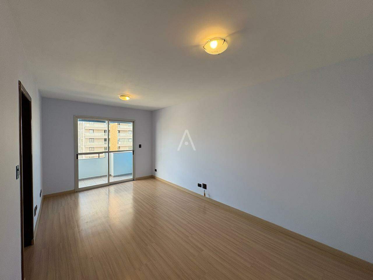 Apartamento para para aluguel no Bairro CENTRO em CASCAVEL: 