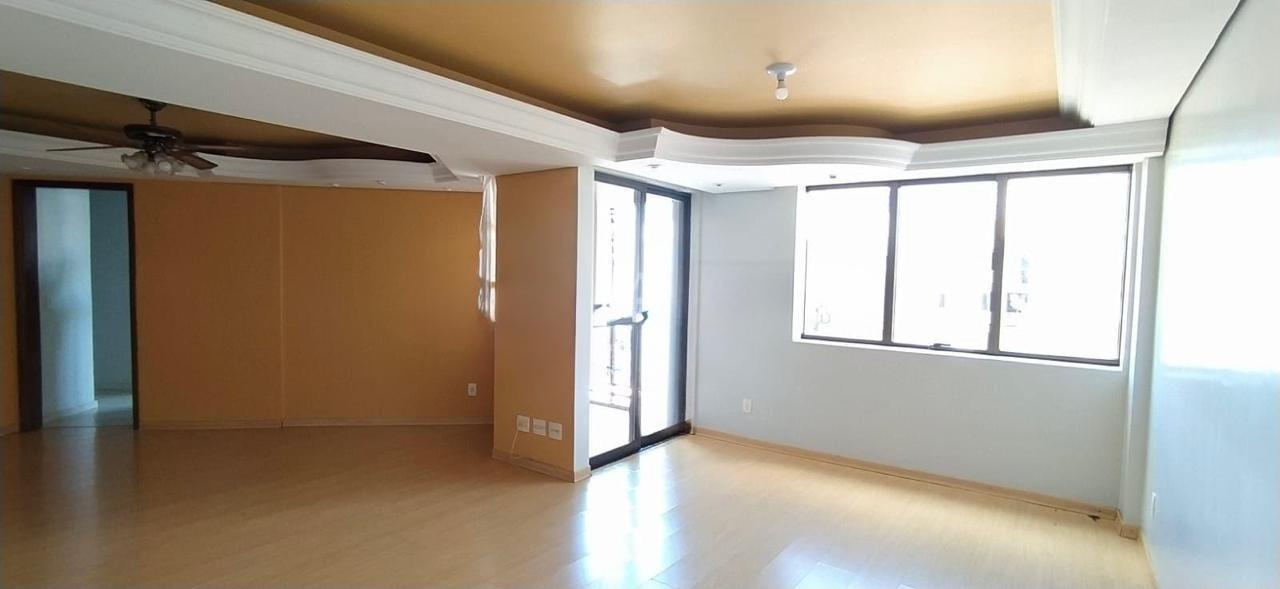 Apartamento para à venda no Bairro CENTRO em TOLEDO: 