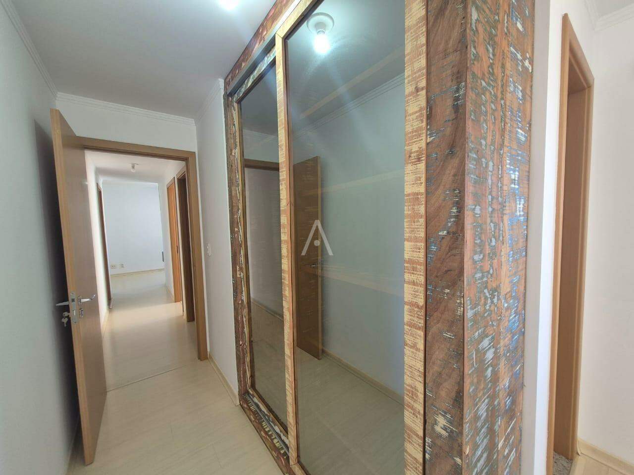 Apartamento para para aluguel no Bairro CENTRO em CASCAVEL: SUÍTE