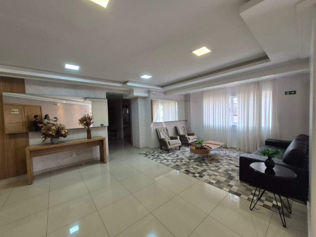 Apartamento para para aluguel no Bairro CENTRO em CASCAVEL: HALL DE ENTRADA