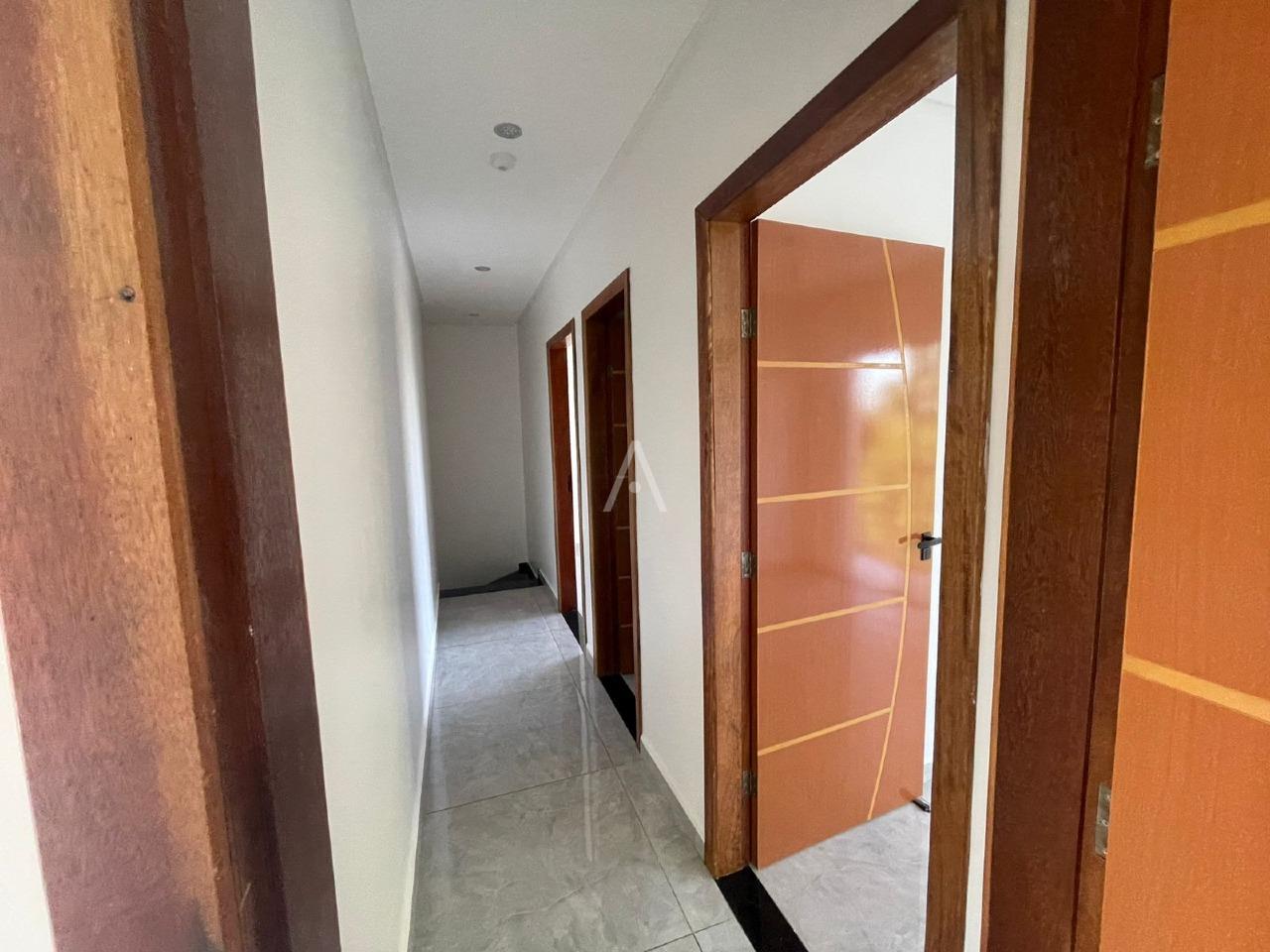 Sobrado para à venda no Bairro UNIVERSITARIO em CASCAVEL: