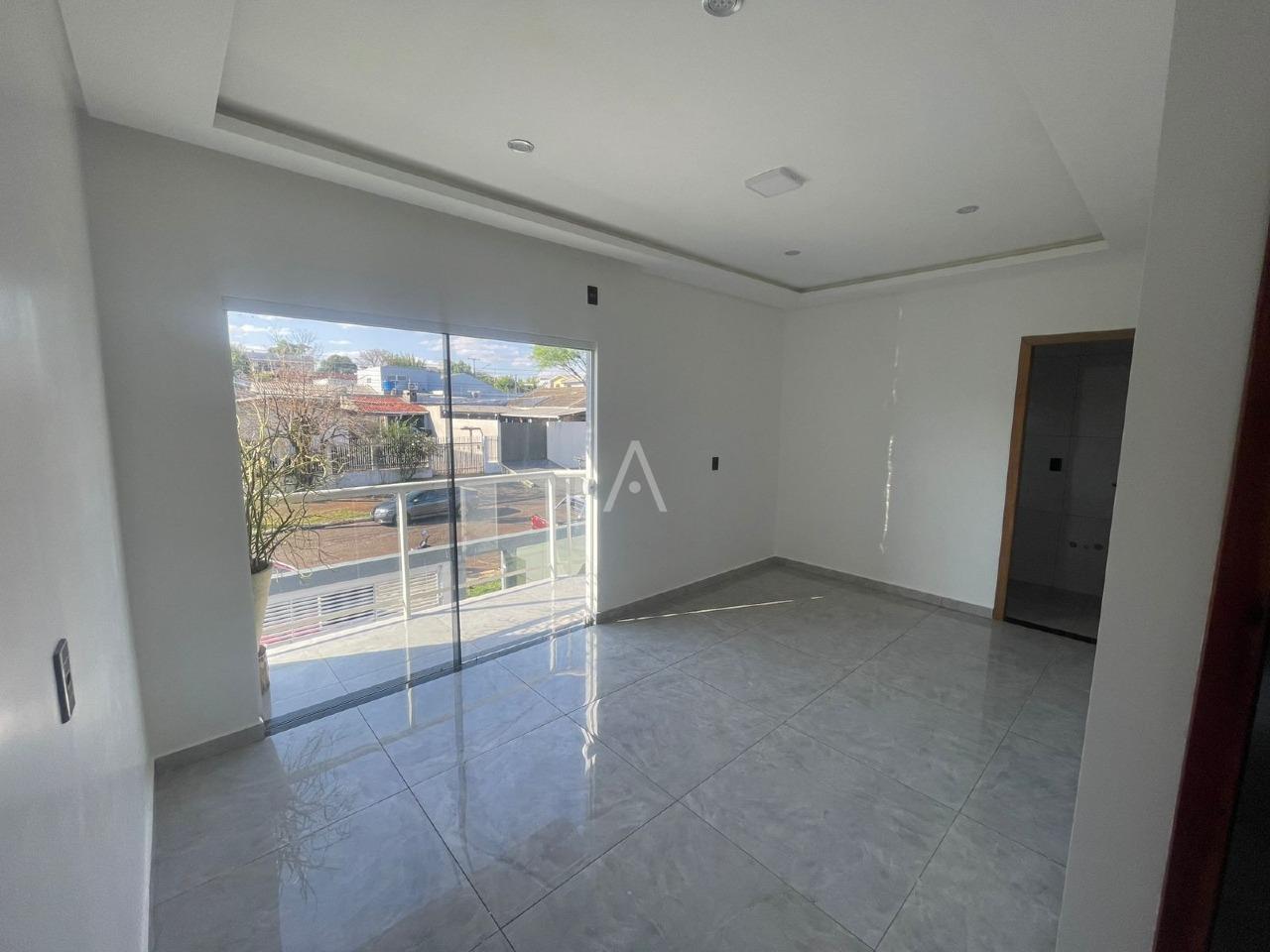 Sobrado para à venda no Bairro UNIVERSITARIO em CASCAVEL: