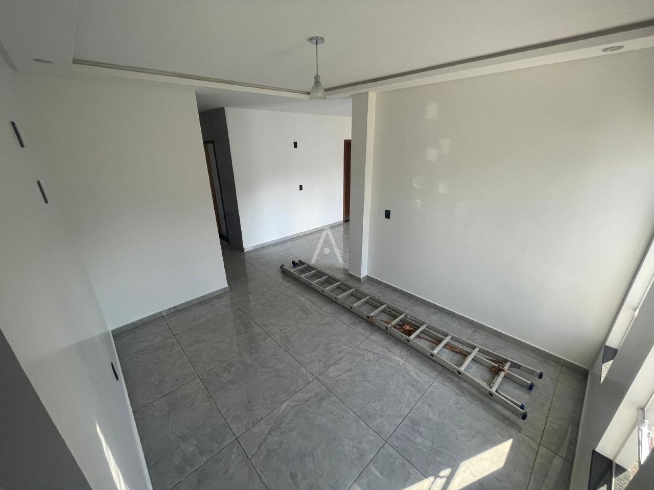 Sobrado para à venda no Bairro UNIVERSITARIO em CASCAVEL: