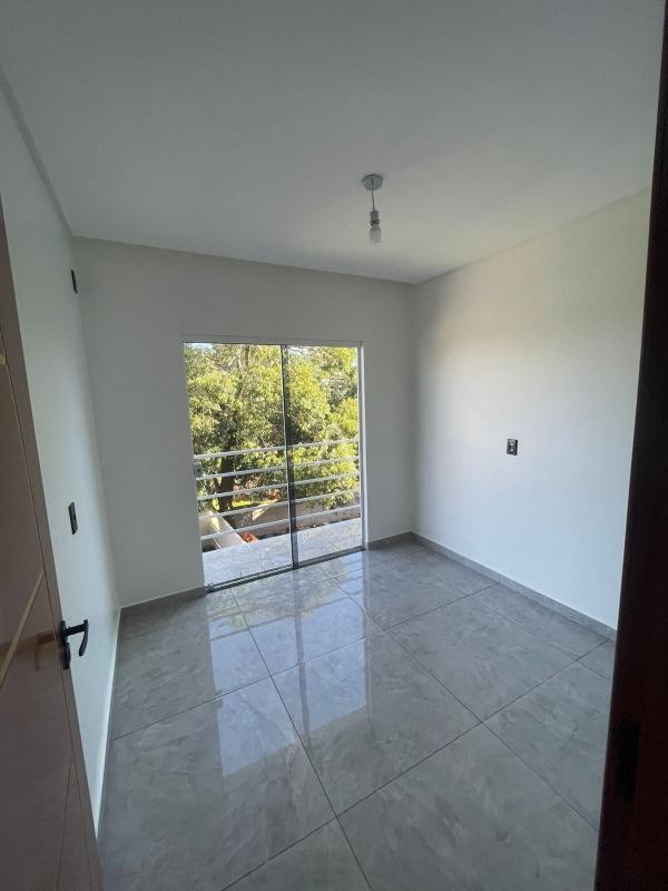 Sobrado para à venda no Bairro UNIVERSITARIO em CASCAVEL: