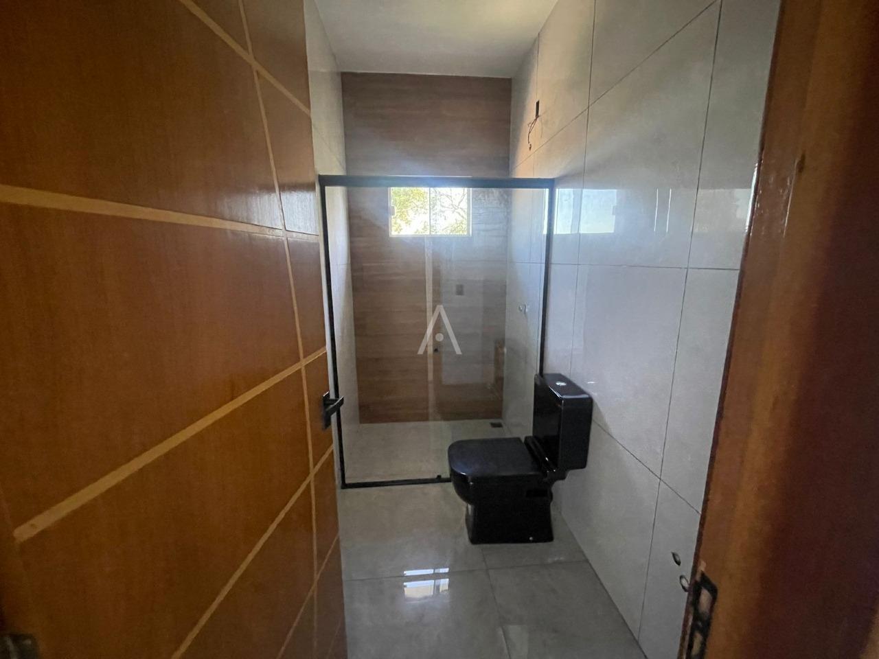 Sobrado para à venda no Bairro UNIVERSITARIO em CASCAVEL: