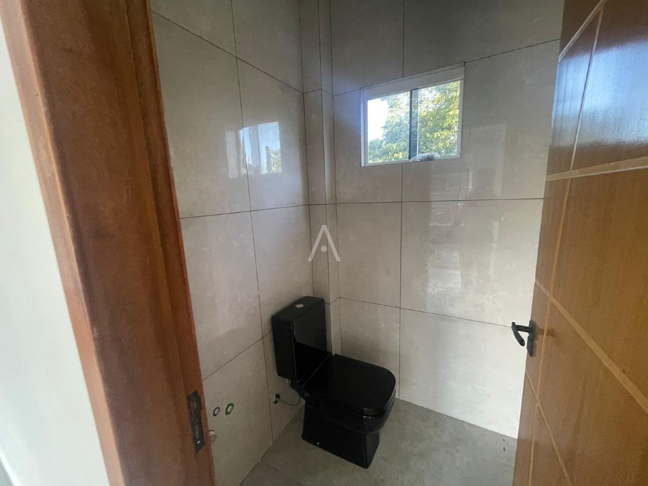 Sobrado para à venda no Bairro UNIVERSITARIO em CASCAVEL: 