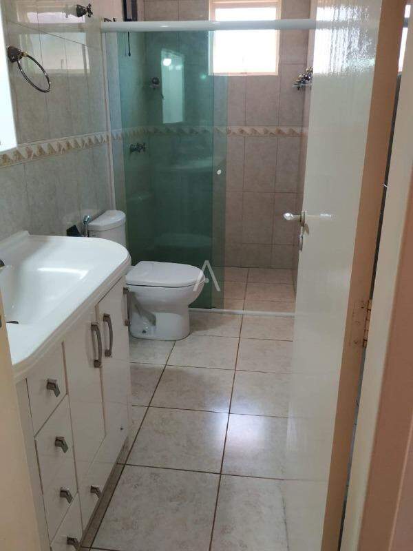 Sobrado para à venda no Bairro CENTRO em CASCAVEL: