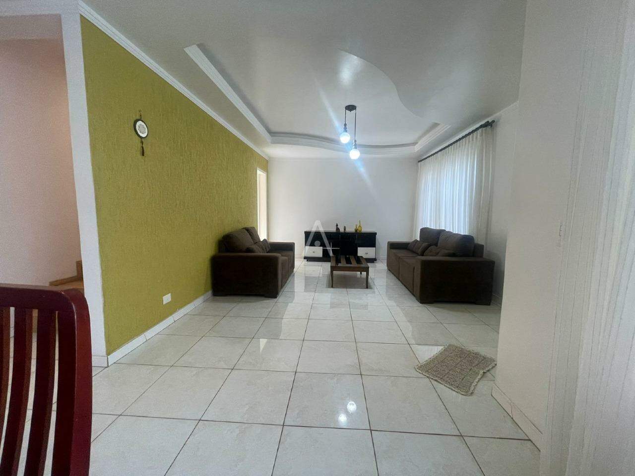 Sobrado para à venda no Bairro CENTRO em CASCAVEL: