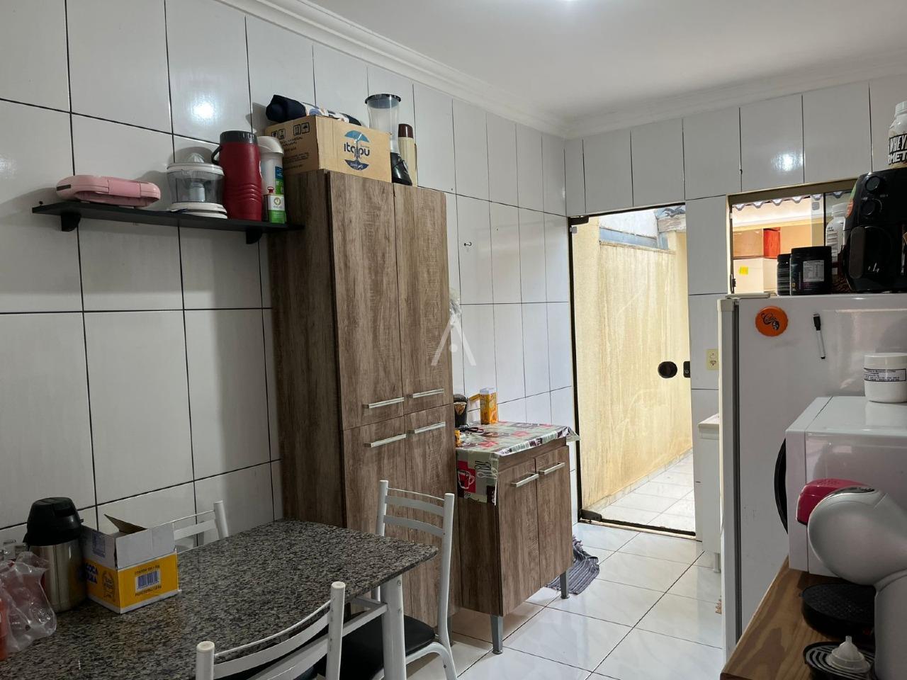 Casa Residencial para à venda no Bairro NOVO MILENIO em CASCAVEL: 