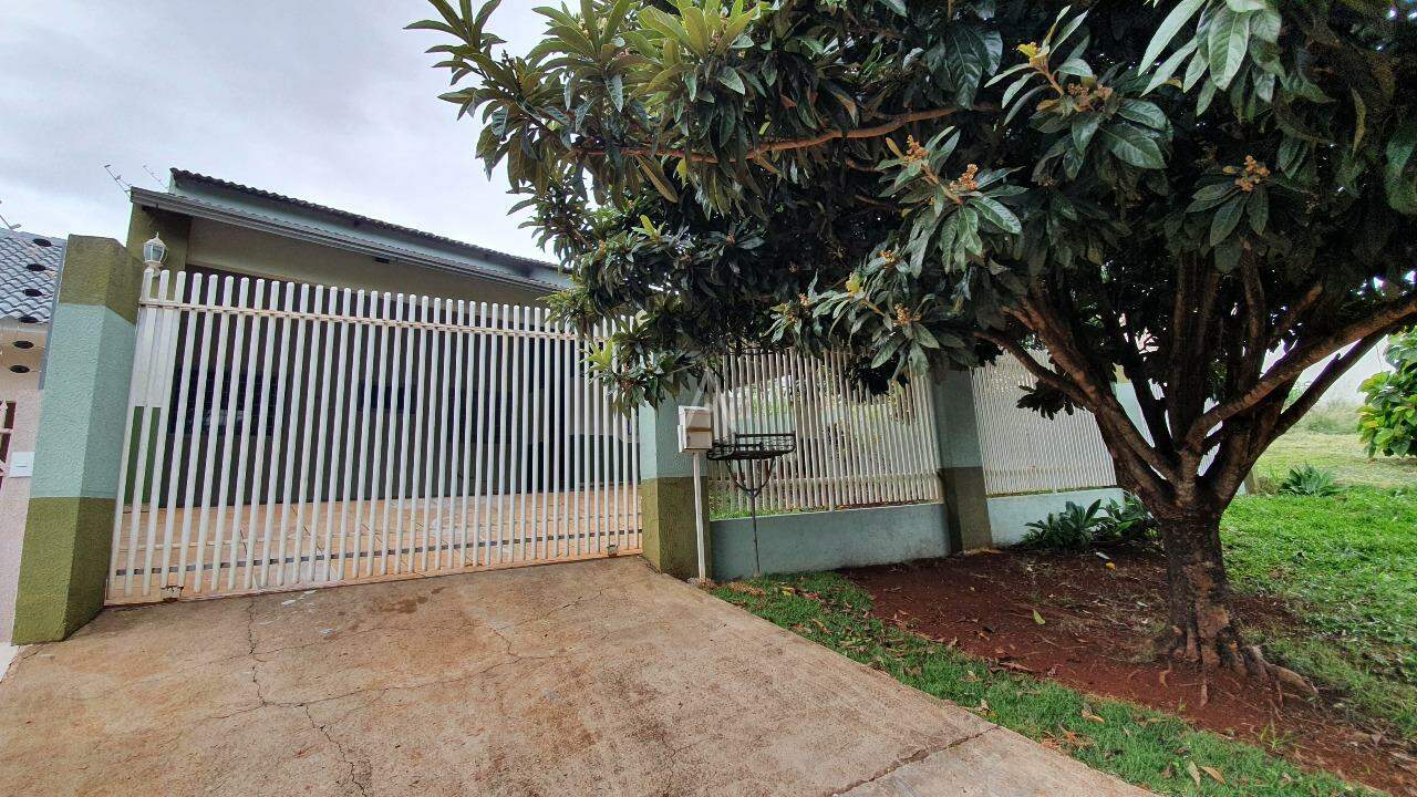 Casa Residencial para à venda no Bairro PARQUE VERDE em CASCAVEL: 