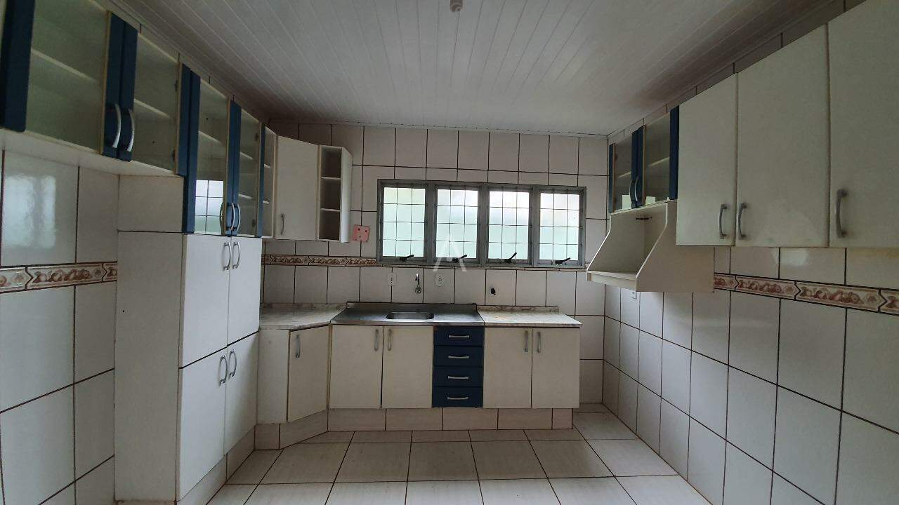 Casa Residencial para à venda no Bairro PARQUE VERDE em CASCAVEL: 