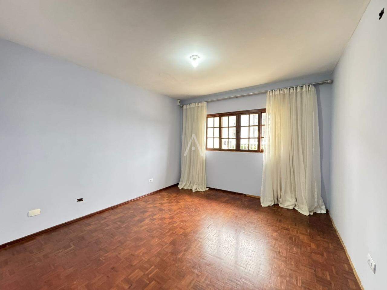 Casa Residencial para para aluguel no Bairro COUNTRY em CASCAVEL: