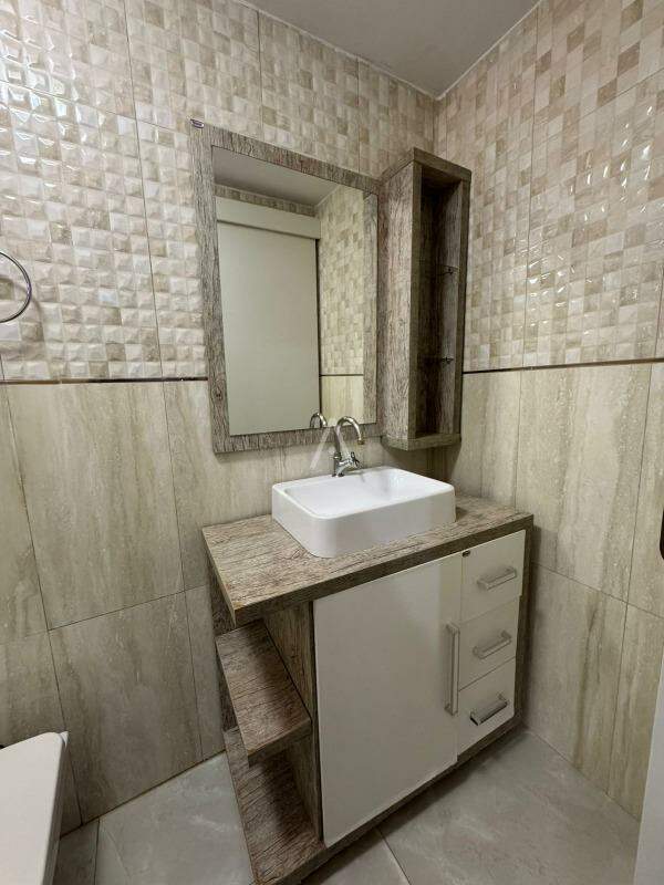 Casa Residencial para para aluguel no Bairro COUNTRY em CASCAVEL: