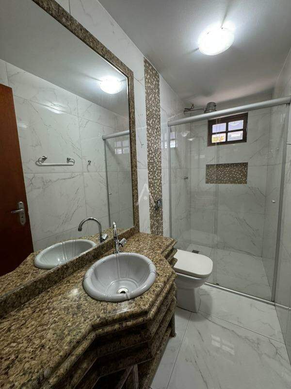 Casa Residencial para para aluguel no Bairro COUNTRY em CASCAVEL: