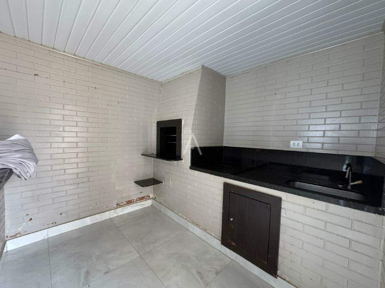 Casa Residencial para para aluguel no Bairro COUNTRY em CASCAVEL: 