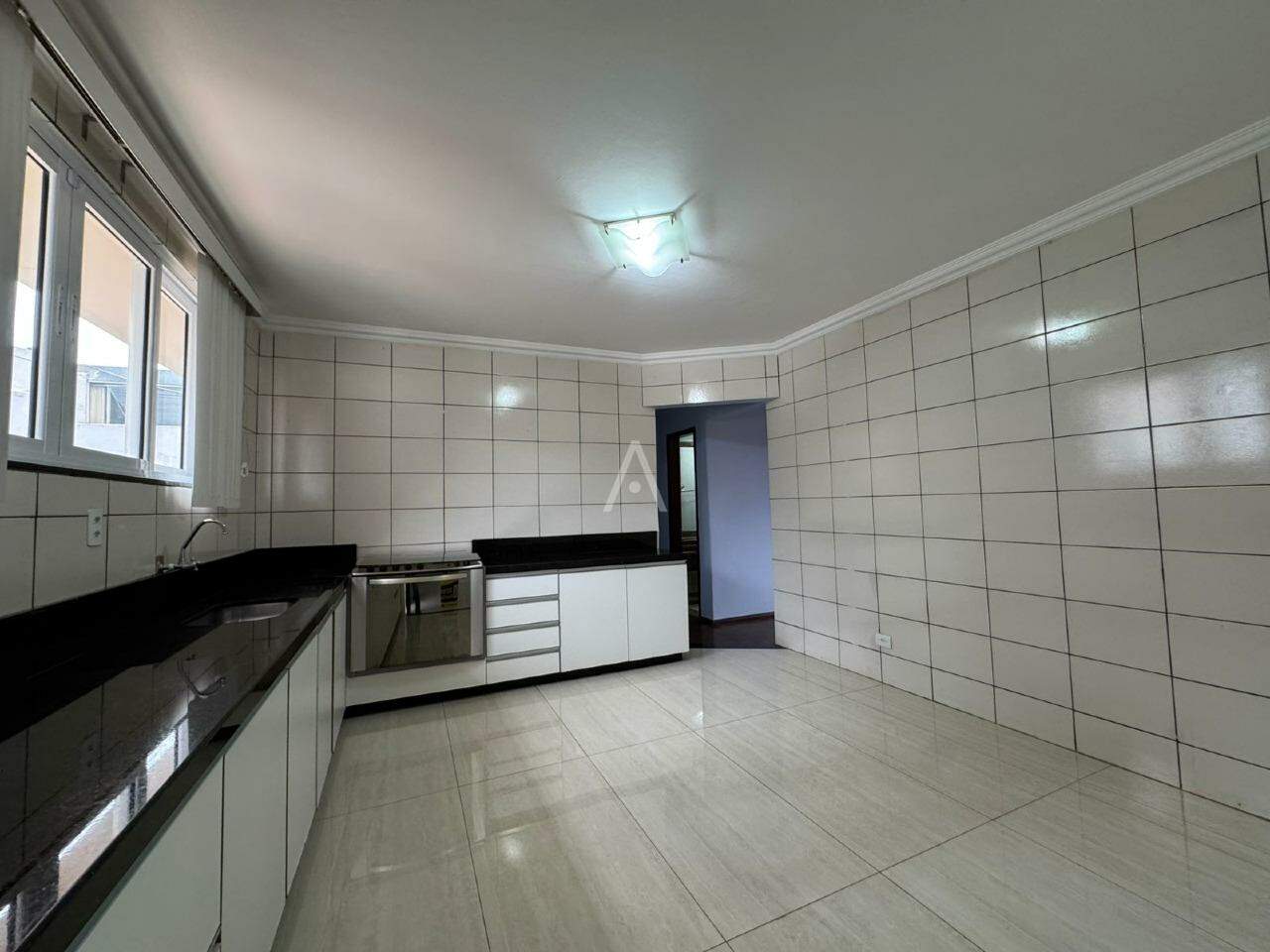 Casa Residencial para para aluguel no Bairro COUNTRY em CASCAVEL: