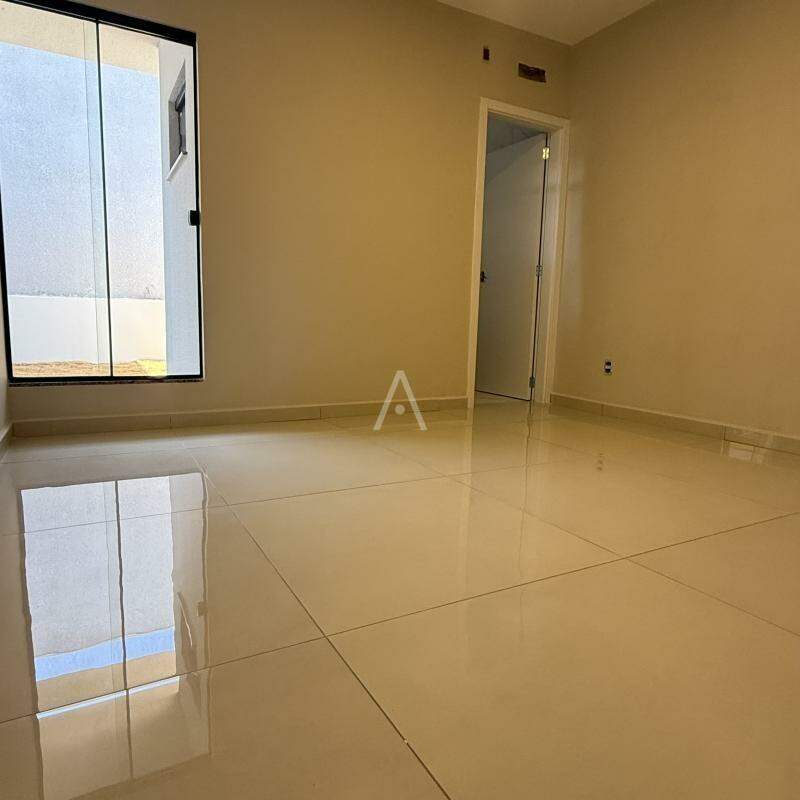 Casa Residencial para à venda no Bairro RECANTO TROPICAL em CASCAVEL: 