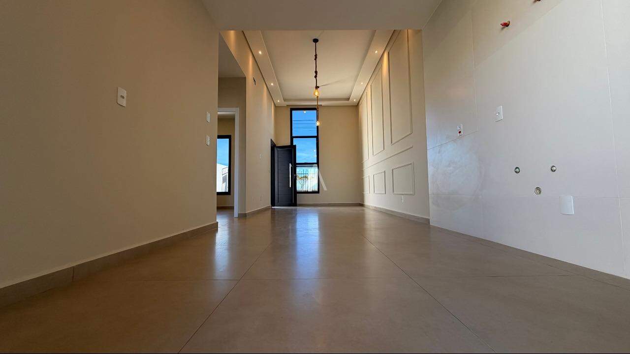 Casa Residencial para à venda no Bairro RECANTO TROPICAL em CASCAVEL: 