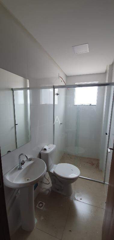 Apartamento para à venda no Bairro JARDIM MANTOVANI em CASCAVEL: 