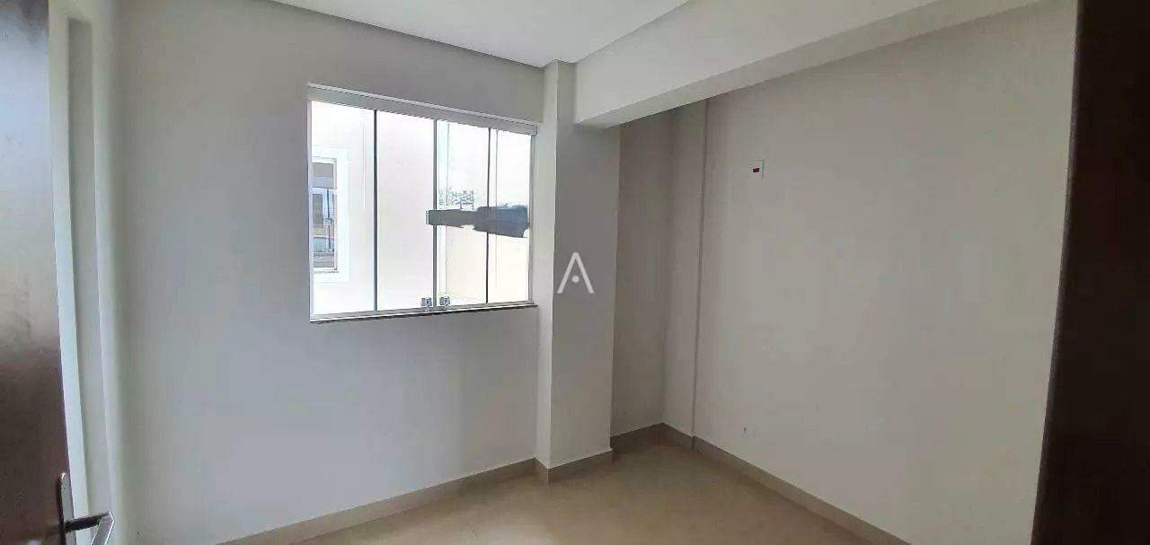 Apartamento para à venda no Bairro JARDIM MANTOVANI em CASCAVEL: 