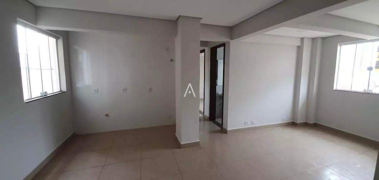 Apartamento para à venda no Bairro JARDIM MANTOVANI em CASCAVEL: 