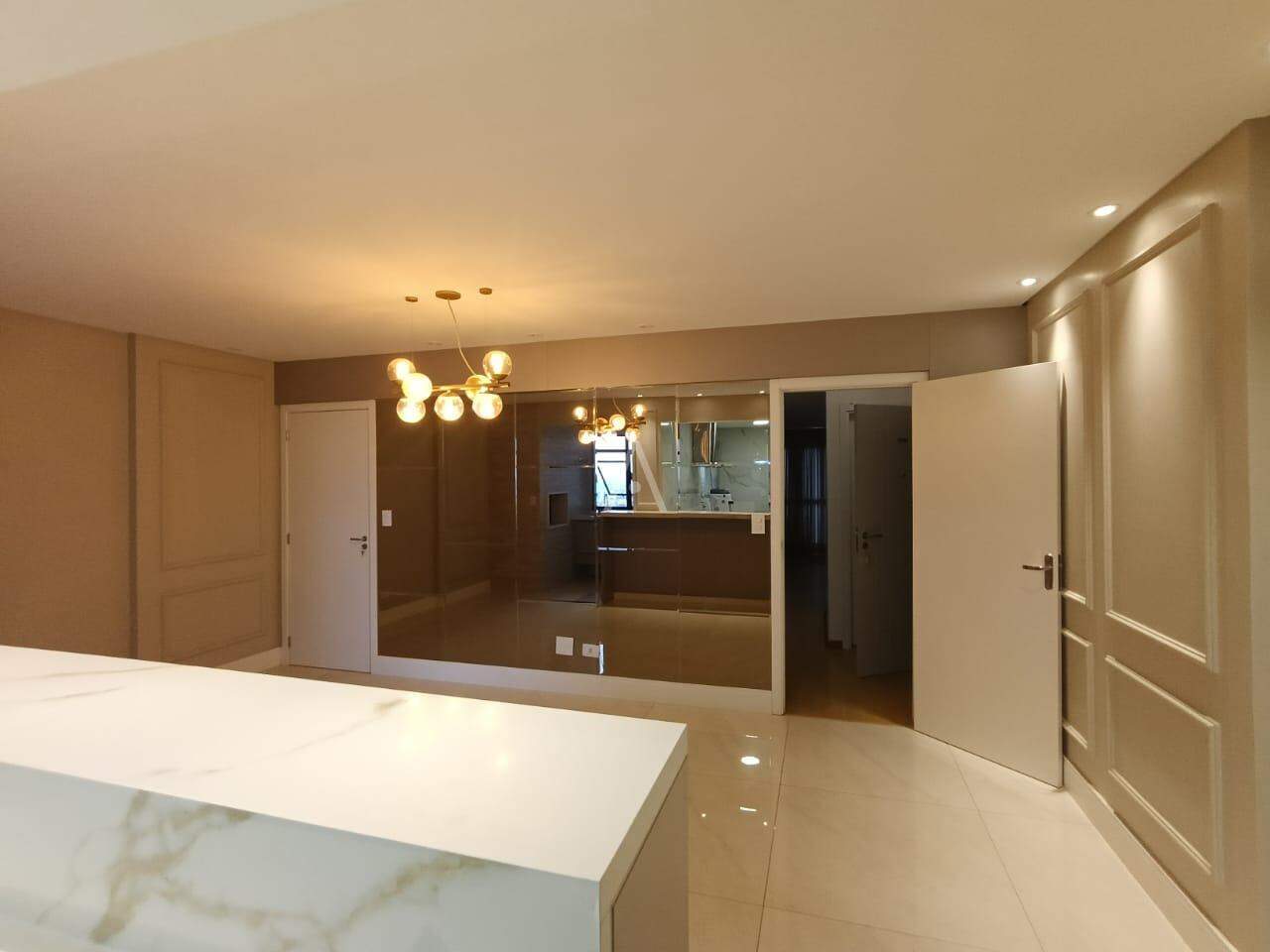 Apartamento para à venda no Bairro CENTRO em CASCAVEL: