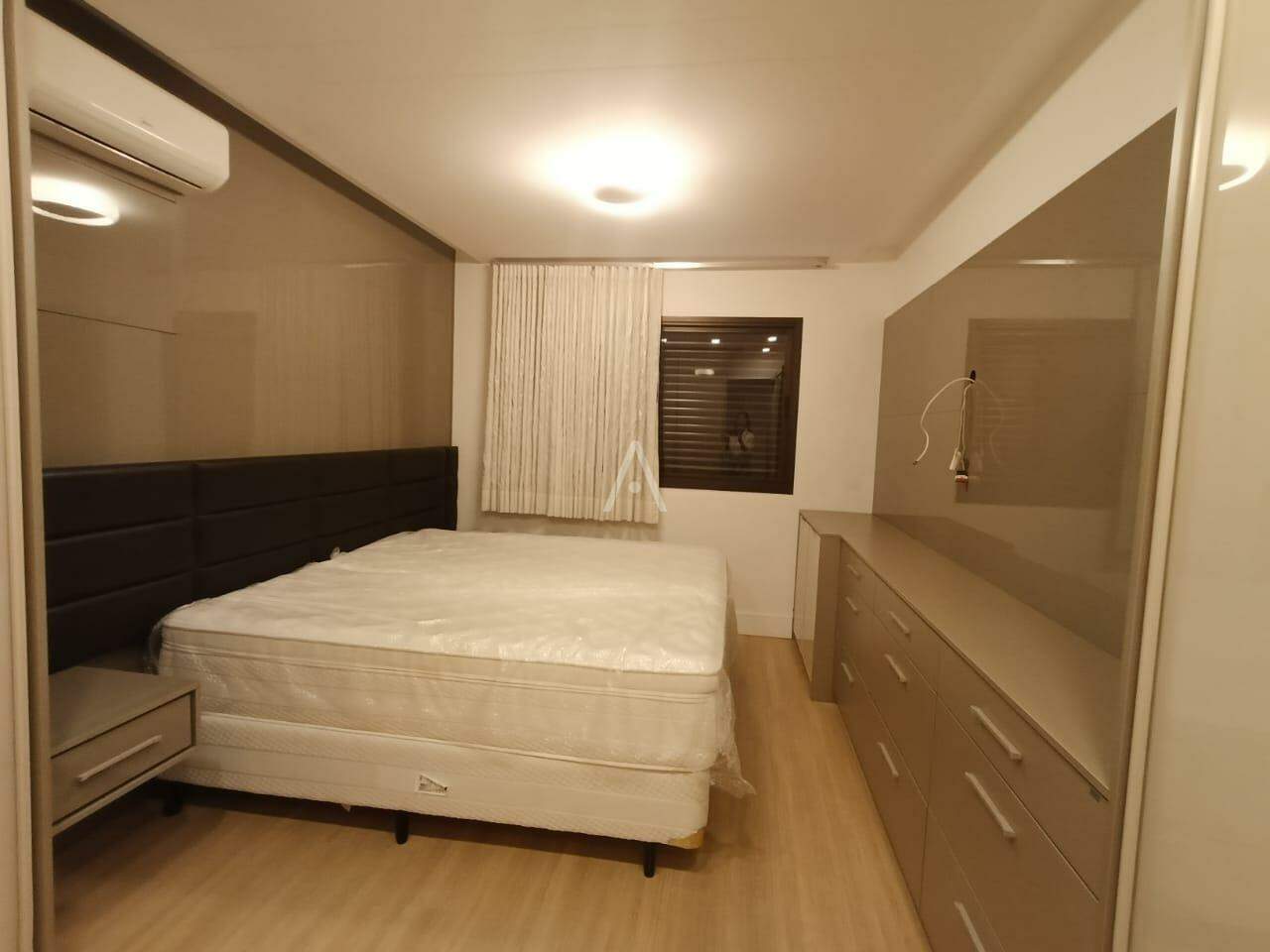Apartamento para à venda no Bairro CENTRO em CASCAVEL: