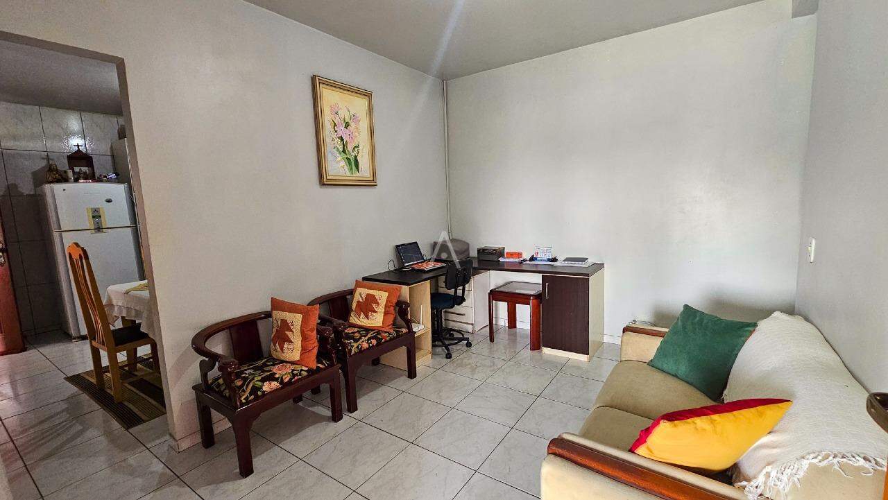 Casa Residencial para à venda no Bairro COUNTRY em CASCAVEL: 