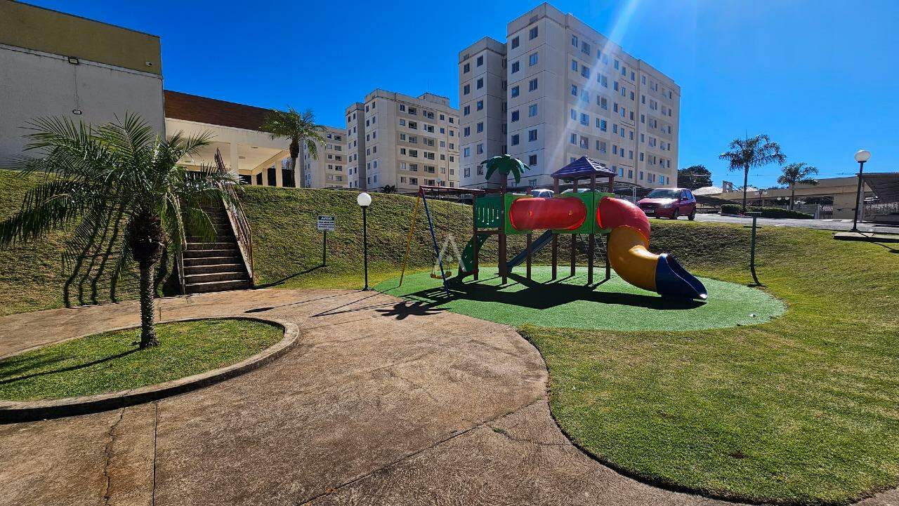 Apartamento para à venda no Bairro UNIVERSITARIO em CASCAVEL: