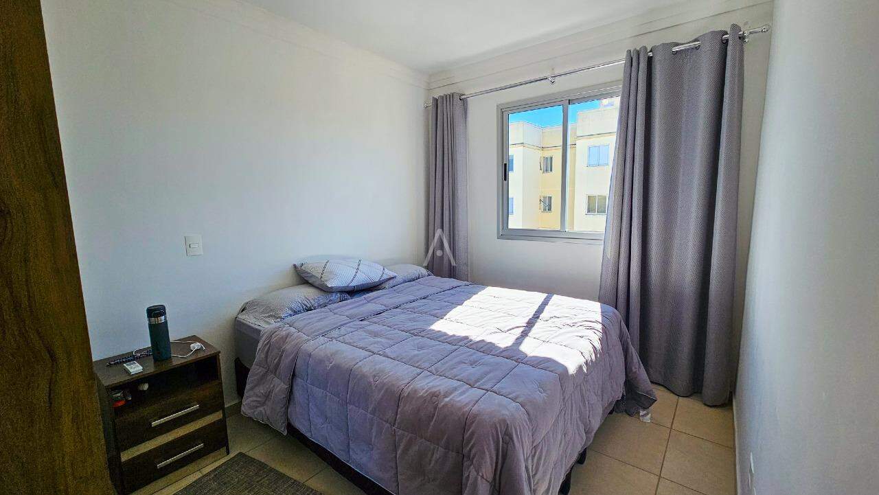 Apartamento para à venda no Bairro UNIVERSITARIO em CASCAVEL: