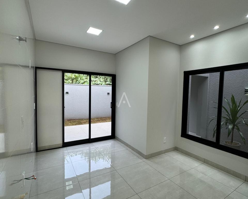 Casa Residencial para à venda no Bairro JARDIM COOPAGRO em TOLEDO: 