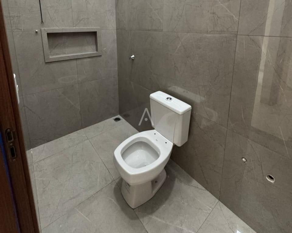 Casa Residencial para à venda no Bairro JARDIM COOPAGRO em TOLEDO: 