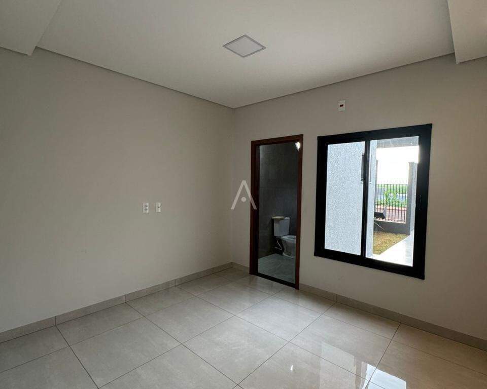 Casa Residencial para à venda no Bairro JARDIM COOPAGRO em TOLEDO: 