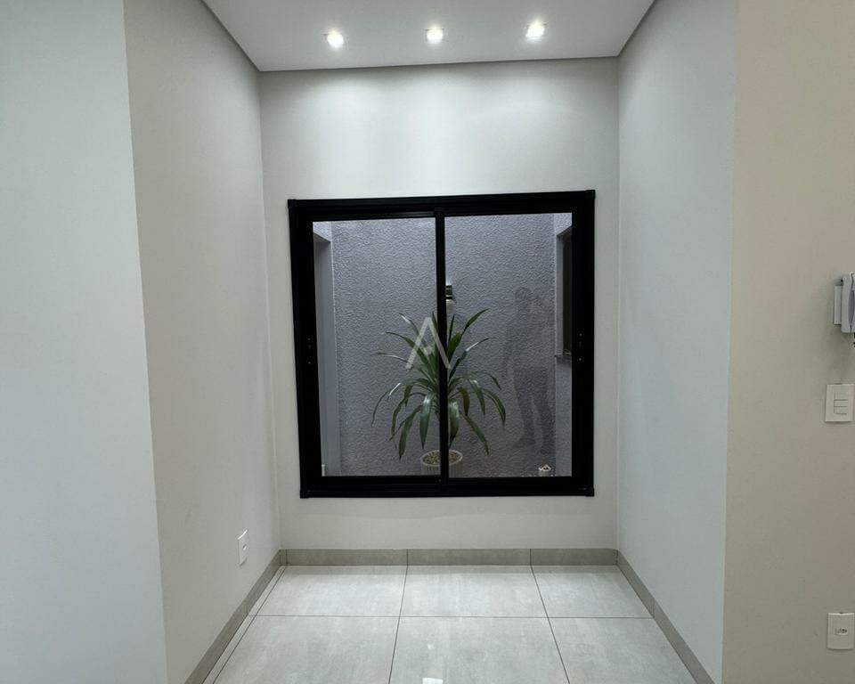 Casa Residencial para à venda no Bairro JARDIM COOPAGRO em TOLEDO:
